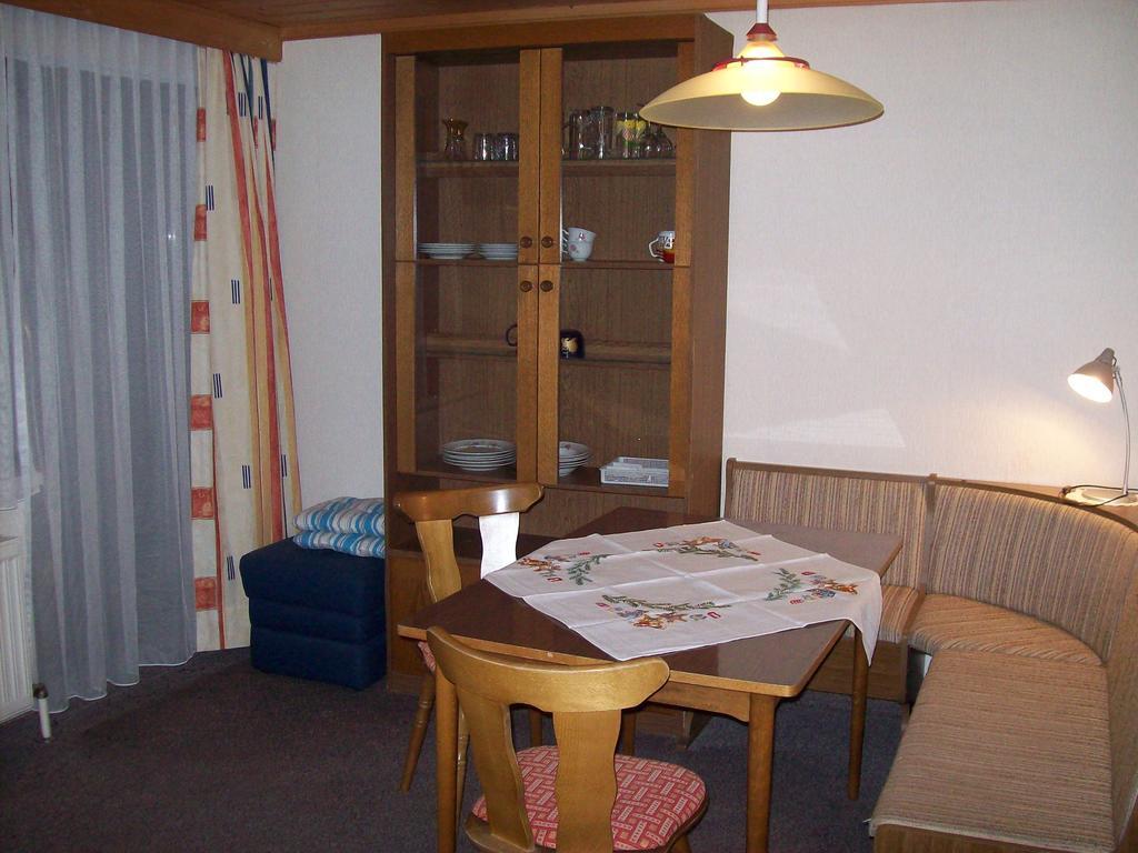 לאנגנפלד Appartements Romantica מראה חיצוני תמונה